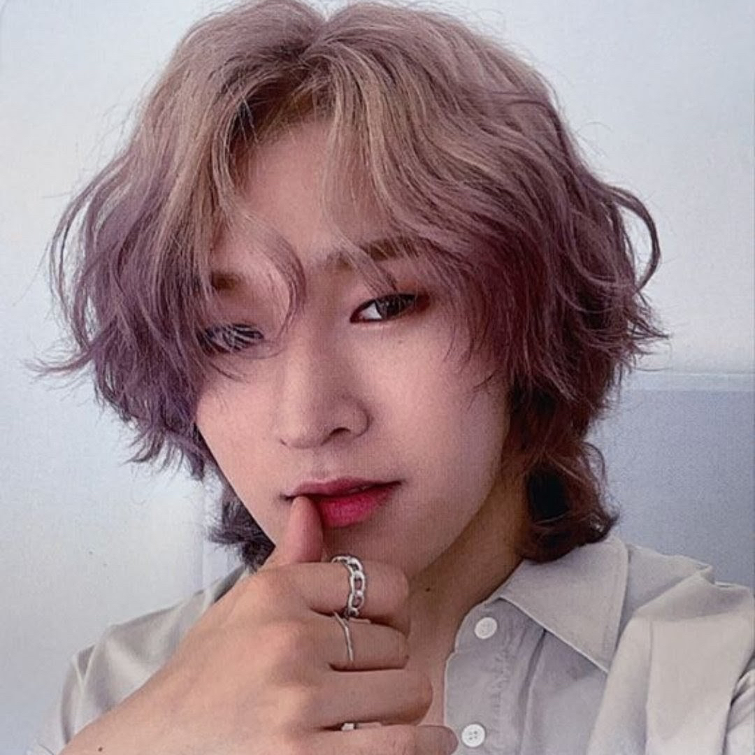 Behind-the-scenes cut of Junji (OnlyOneOf)