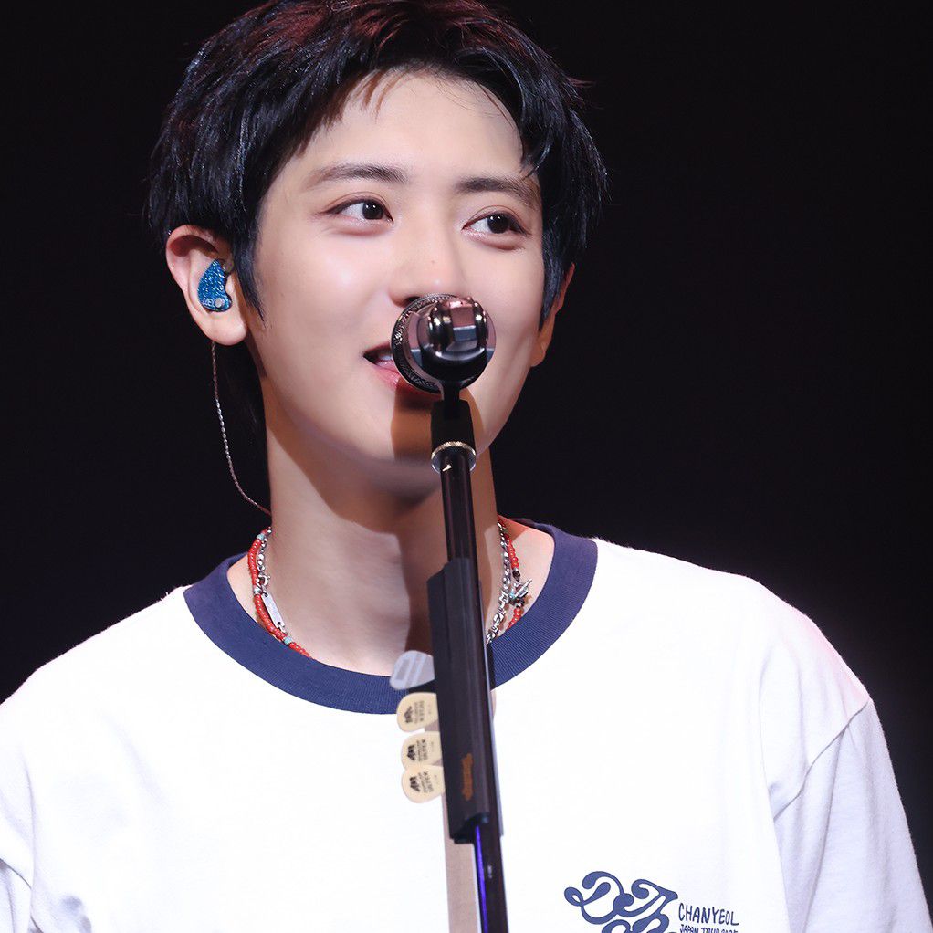 Behind-the-scenes cut of Chanyeol (EXO)