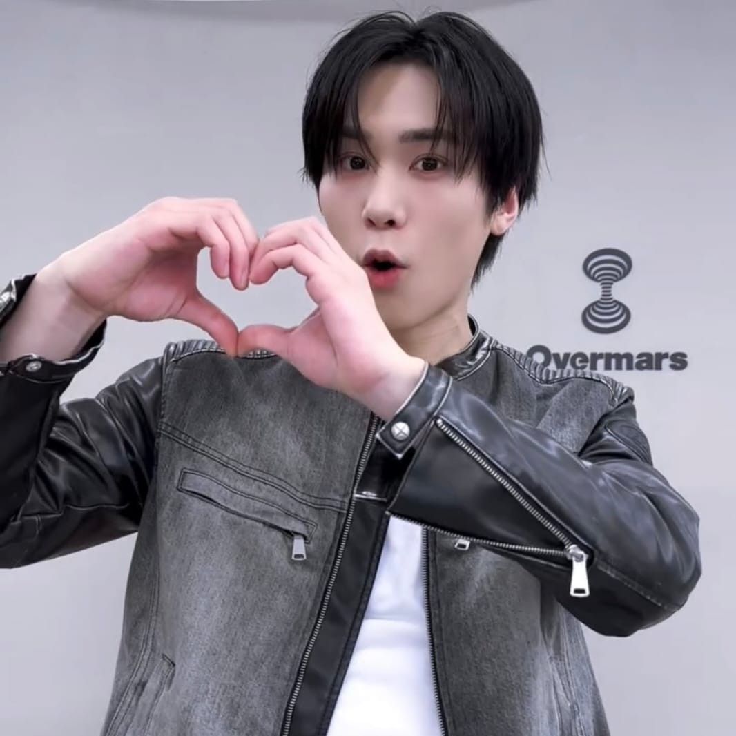 Foto aktivitas terbaru Rocky