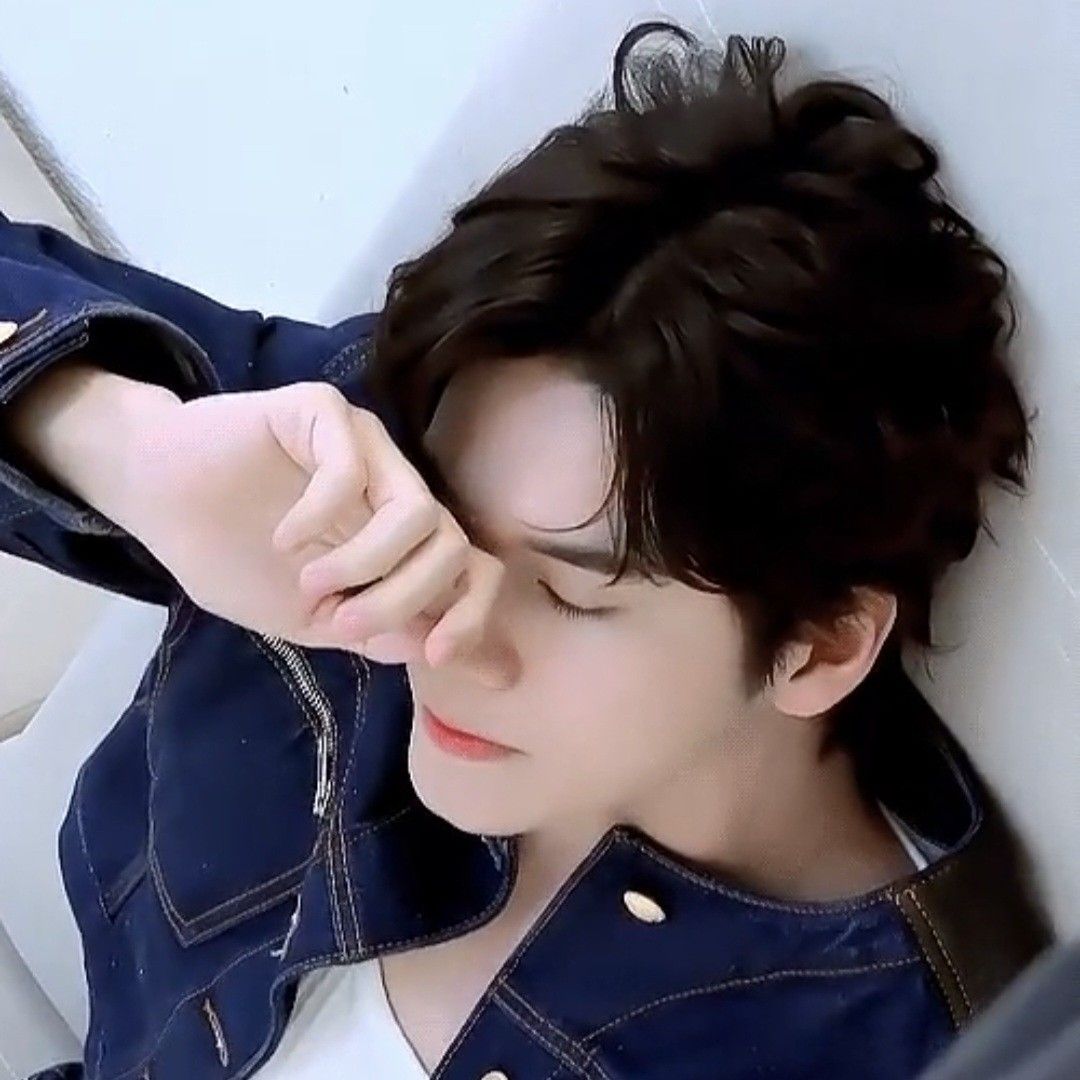 Recent activity shot of Ong Seongwu
