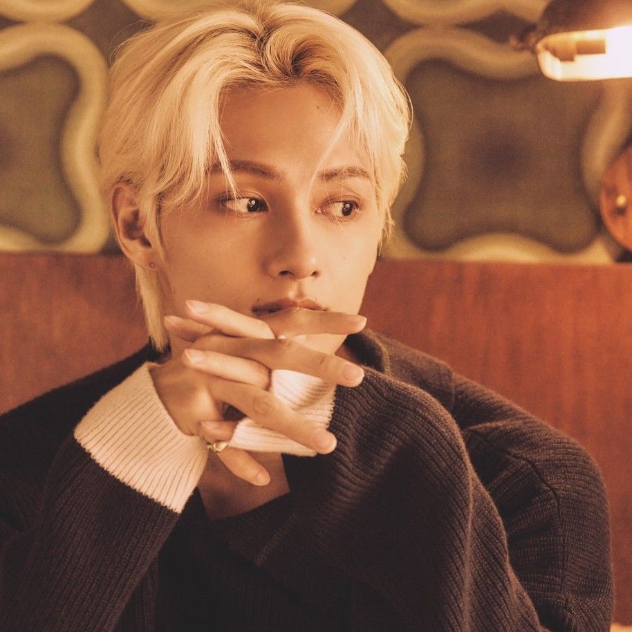 Recent activity shot of Jun (SEVENTEEN)