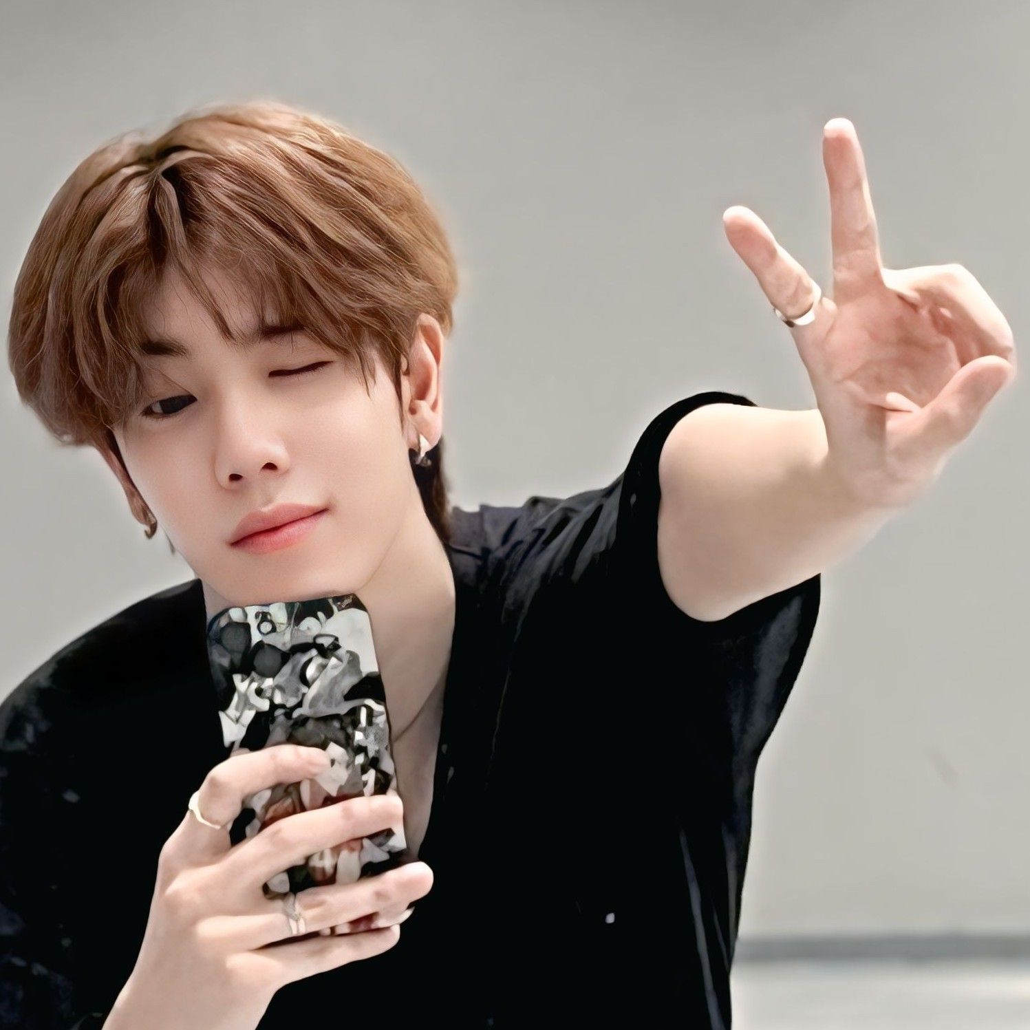 カズタ (n.SSign)の最新写真