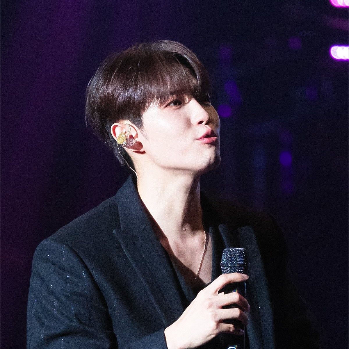 Momen yang diabadikan oleh penggemar Kim Jaehwan