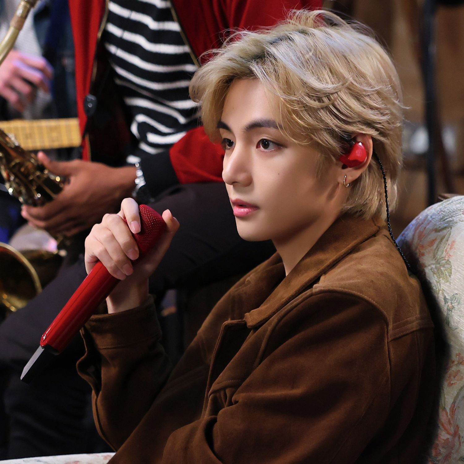 A moment captured by V (BTS)'s fan