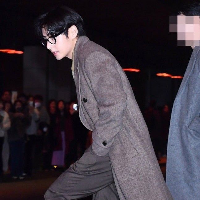 Recent activity shot of V (BTS)