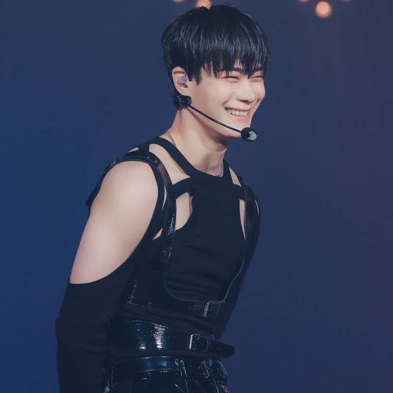A moment captured by Moonbin (ASTRO)'s fan