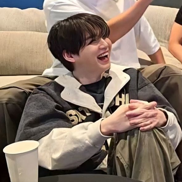 A moment captured by SUGA (BTS)'s fan