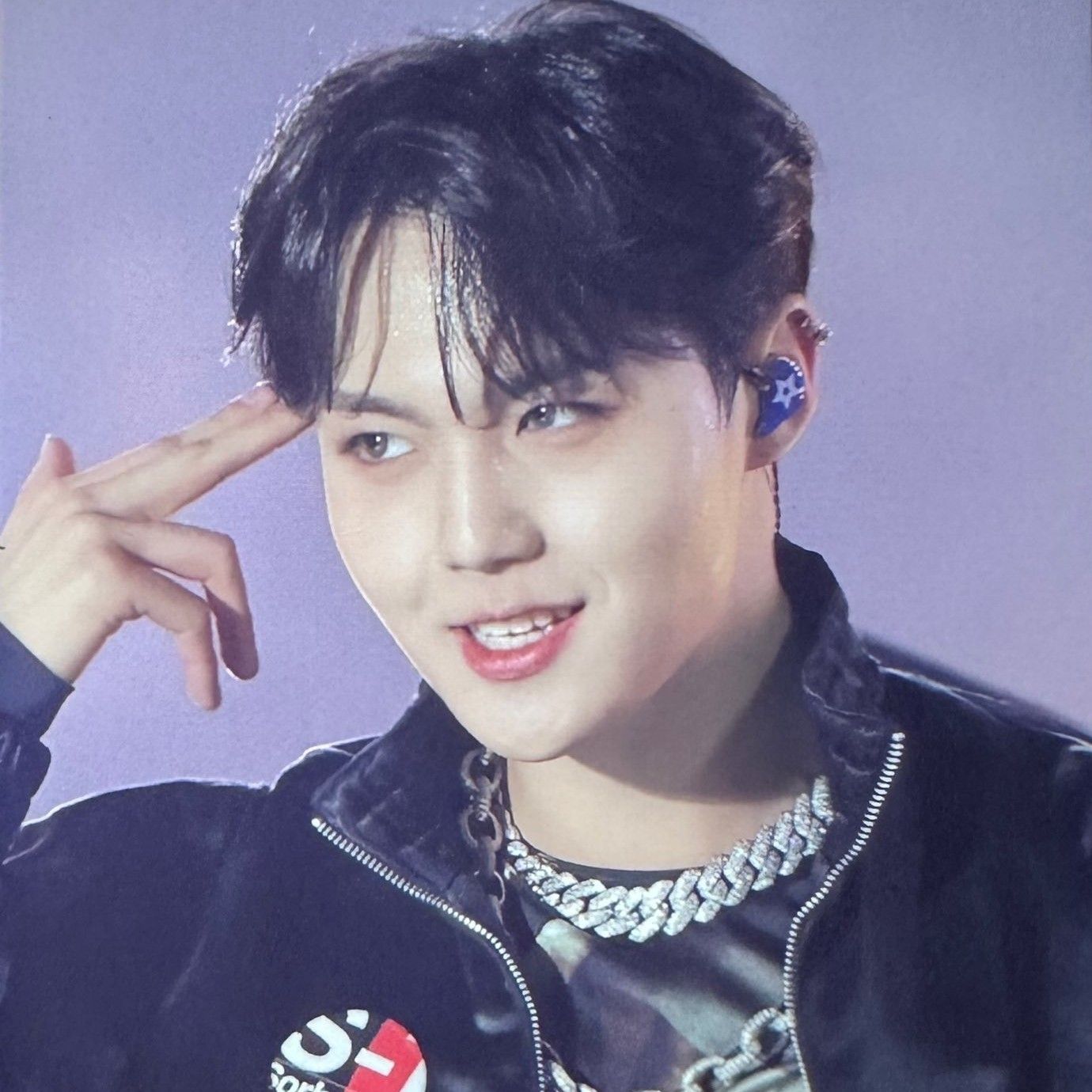 Latest photo of Doyoung (TREASURE)