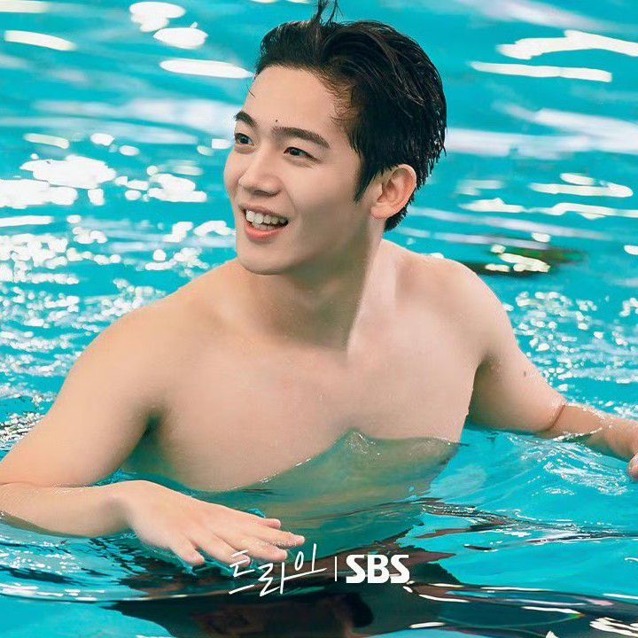 Behind-the-scenes cut of Kim Yohan (WEi)