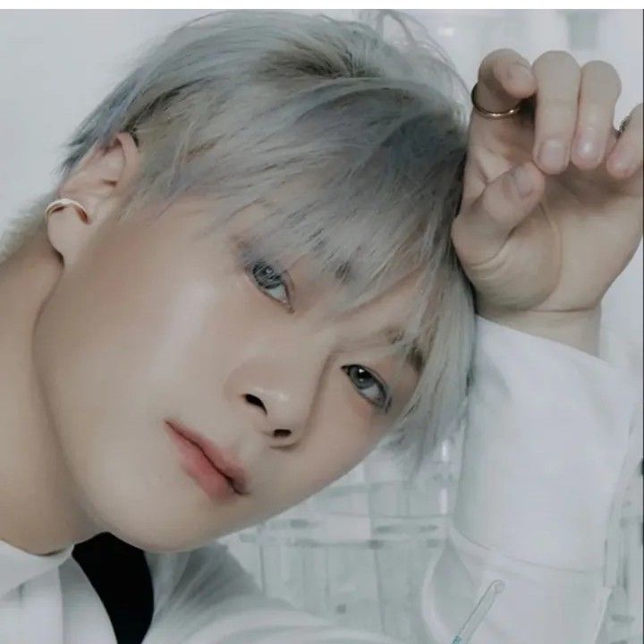 A moment captured by Moonbin (ASTRO)'s fan