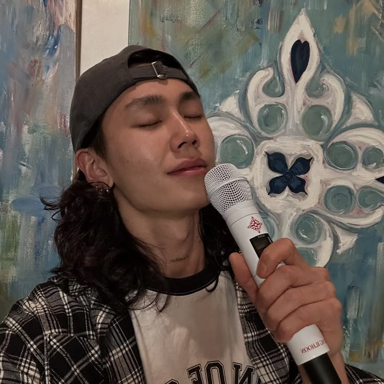 郑镒勋粉丝拍下的瞬间
