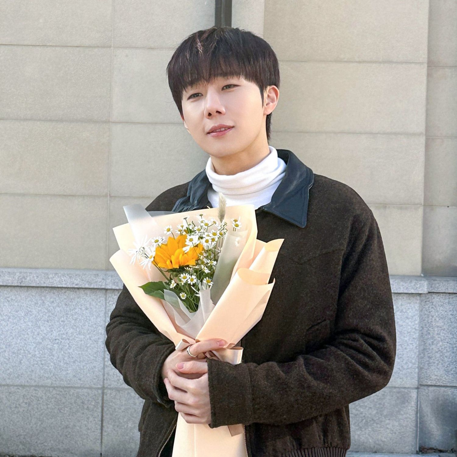 Latest photo of Sungkyu (INFINITE)