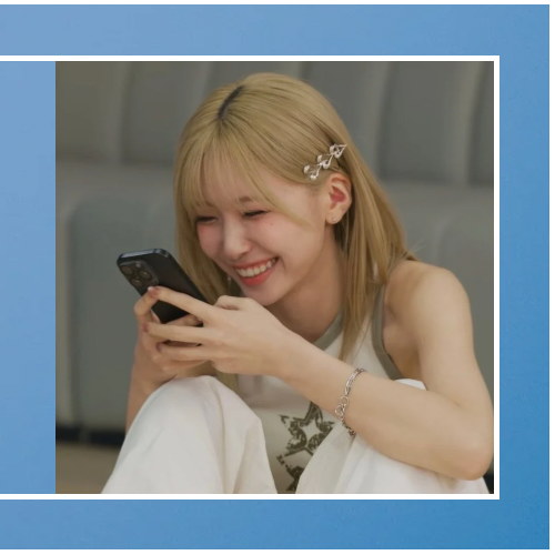 Behind-the-scenes cut of Mayuka (NiziU)