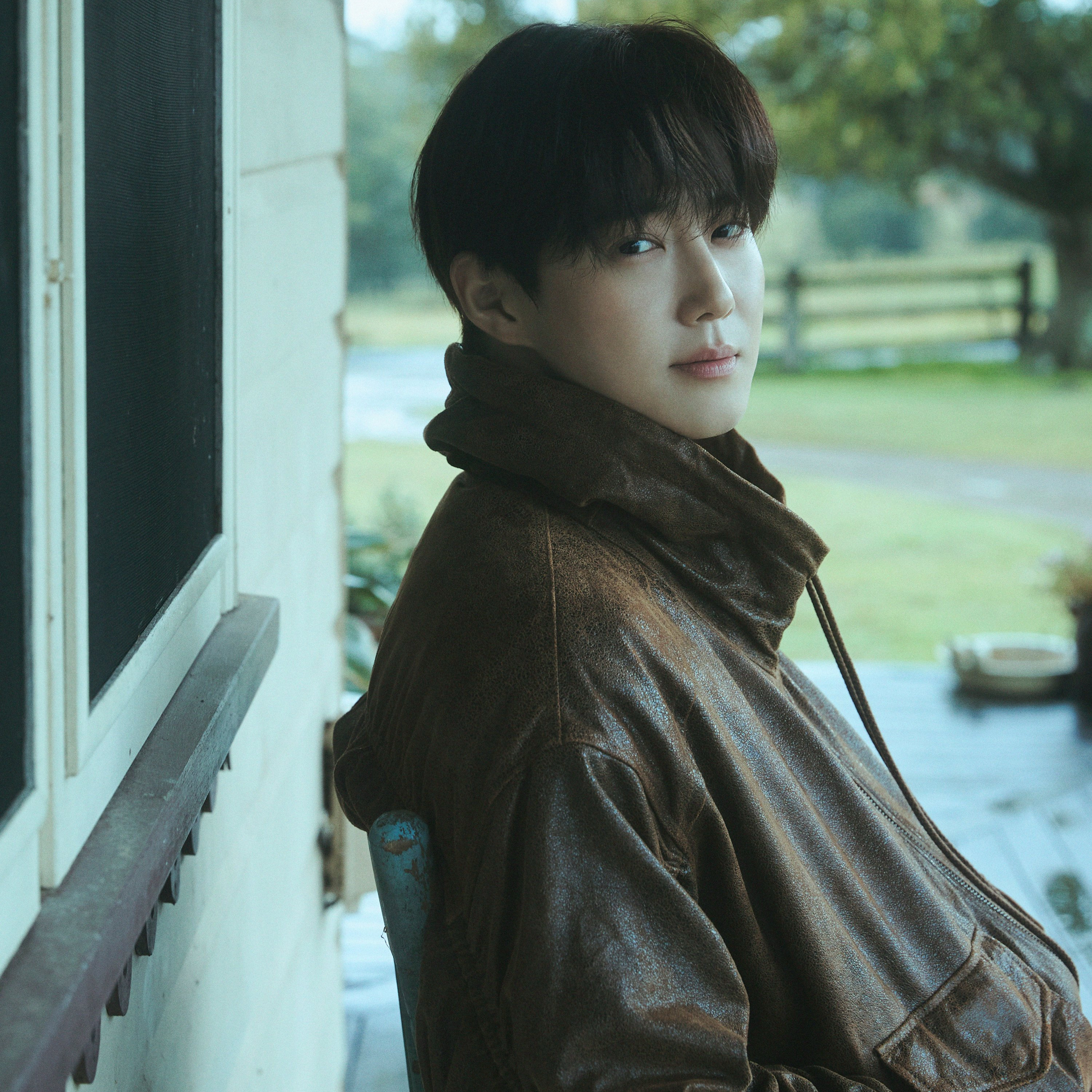 Behind-the-scenes cut of Suho (EXO)