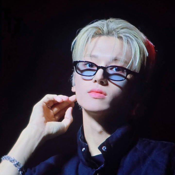 Foto terbaru Wooyoung (ATEEZ)