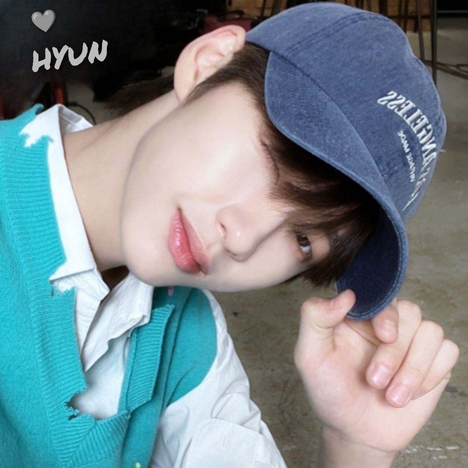 Behind-the-scenes cut of Hyun