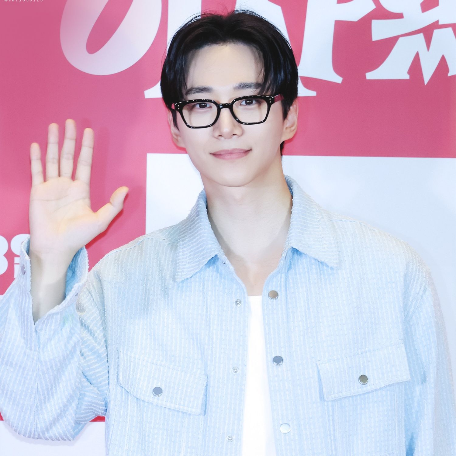 Latest photo of Junho (2PM)