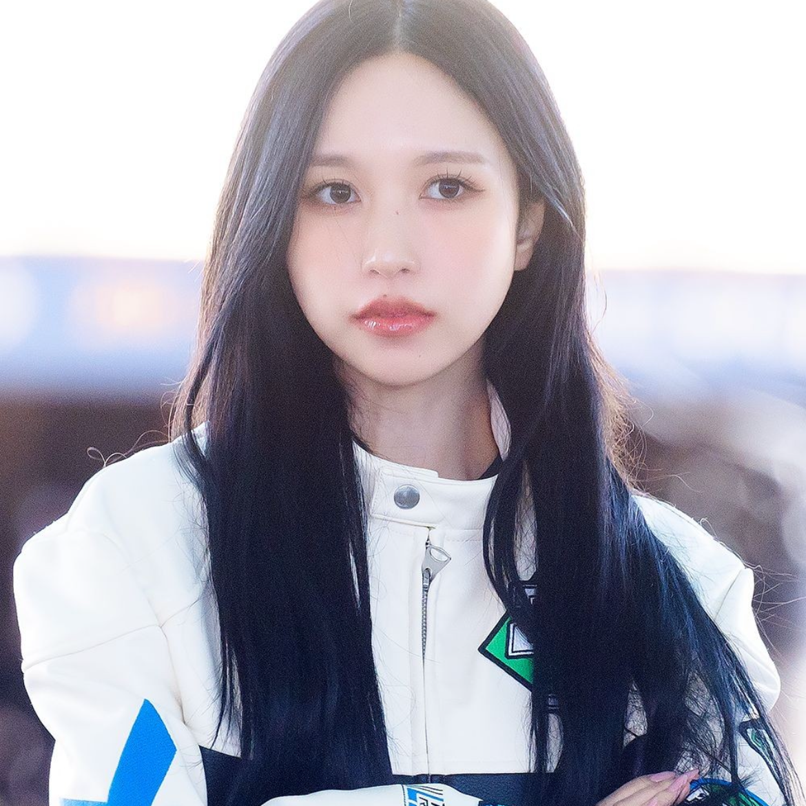 Momen yang diabadikan oleh penggemar Mina (TWICE)