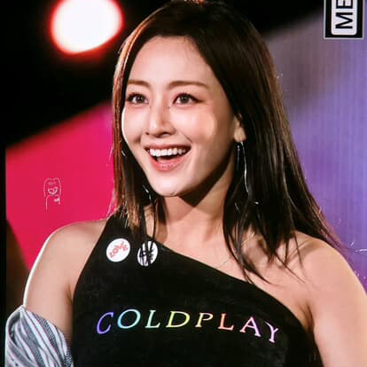 Latest photo of Jihyo (TWICE)