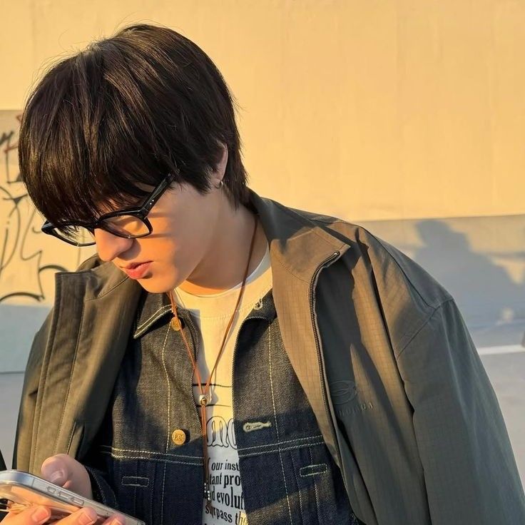 Behind-the-scenes cut of Haruto (TREASURE)