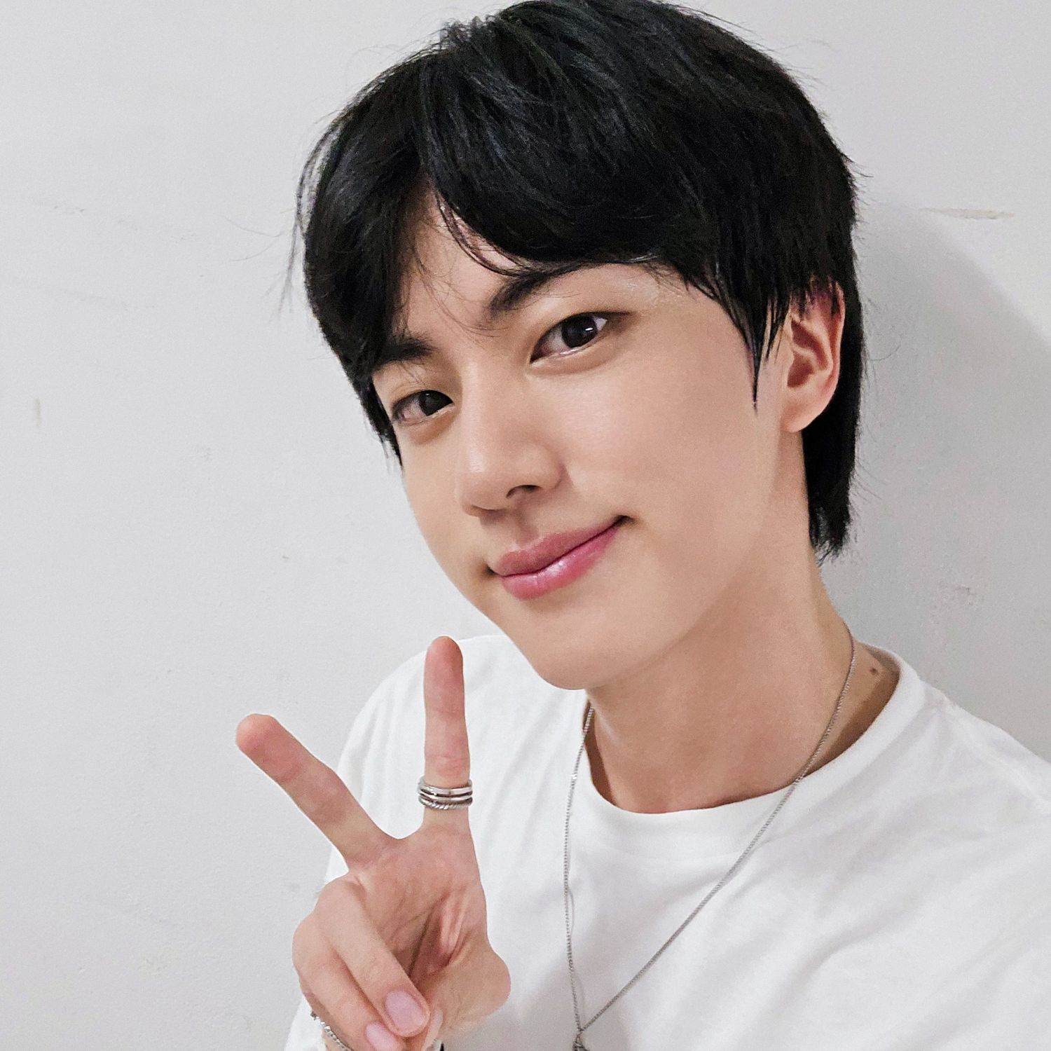 Latest photo of Jin (BTS)