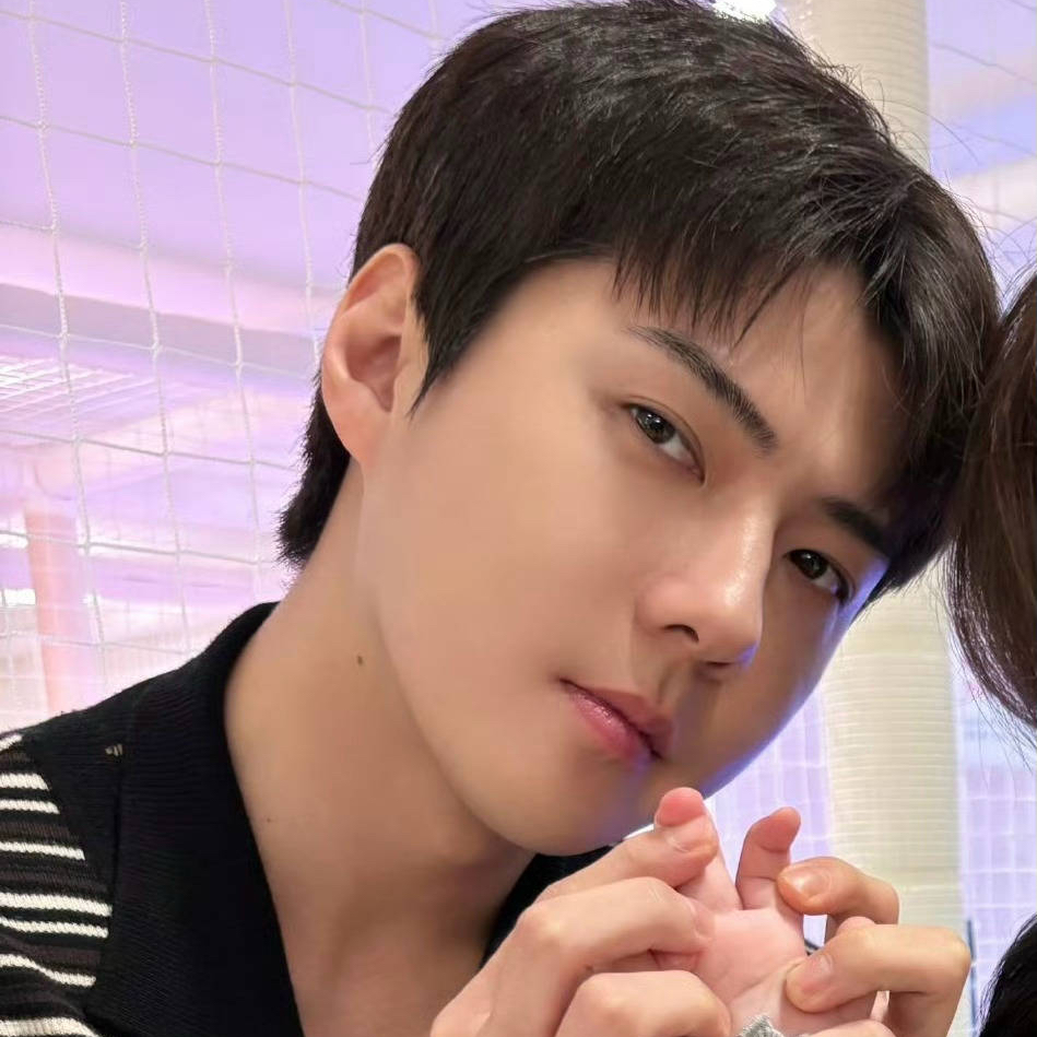 A moment captured by Sehun (EXO)'s fan