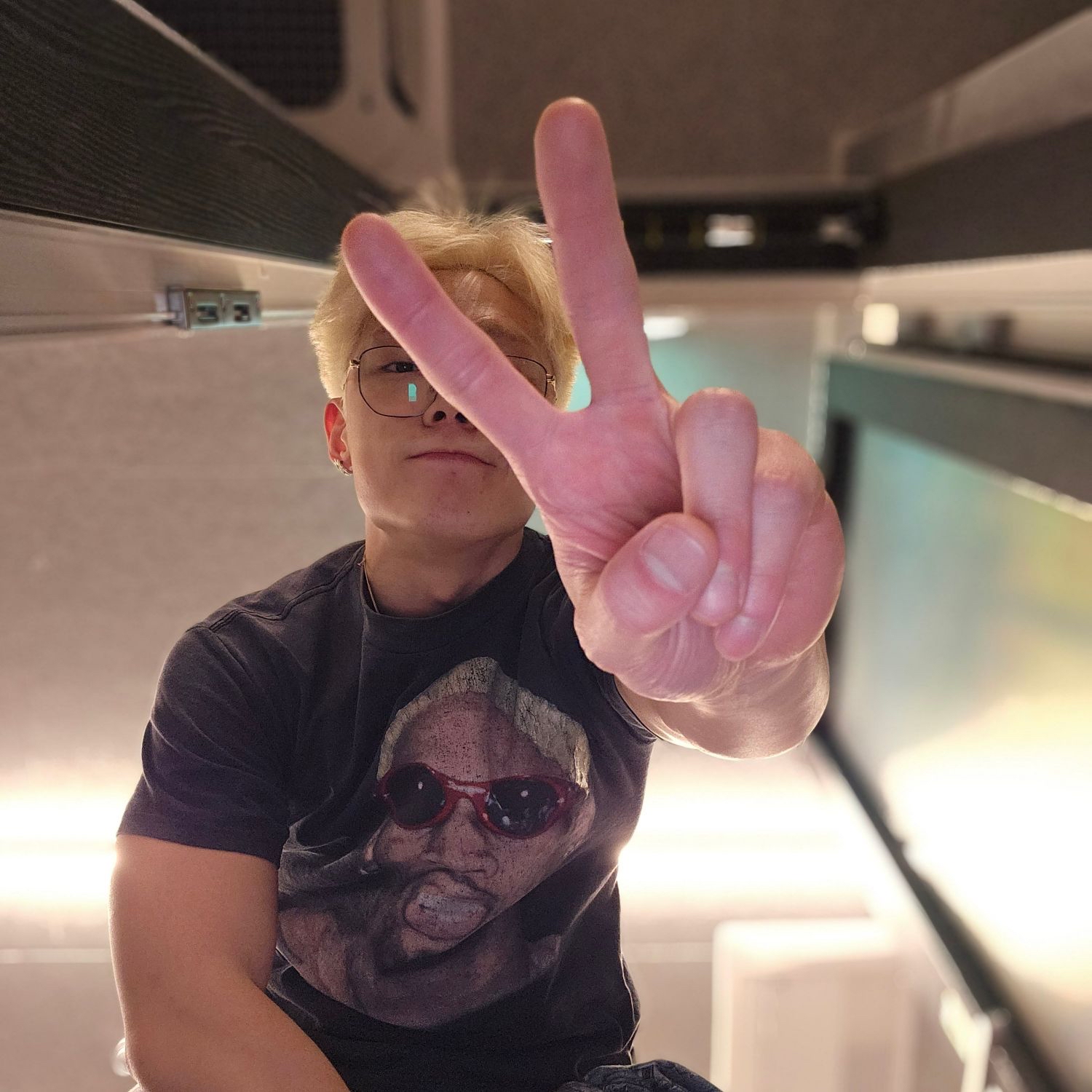 Latest photo of BOBBY (iKON)