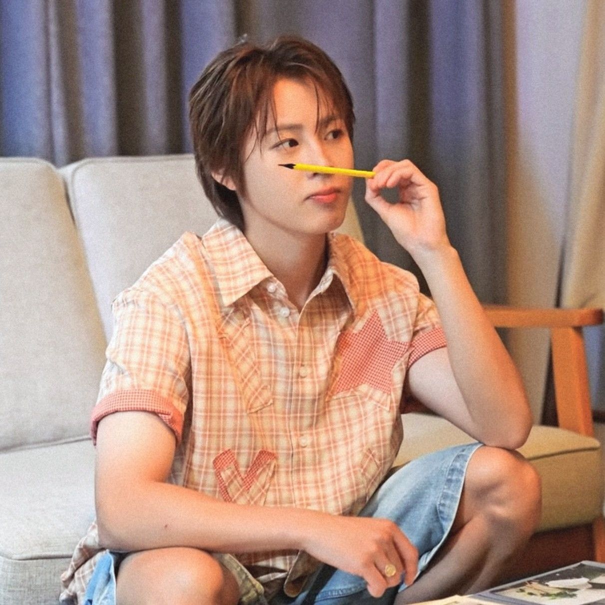 A moment captured by Ha Sungwoon's fan