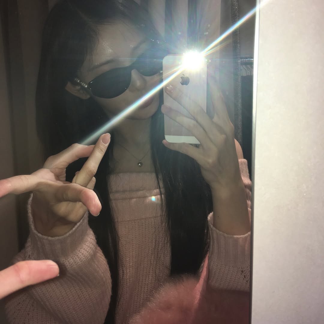 Latest photo of Leeseo (IVE)