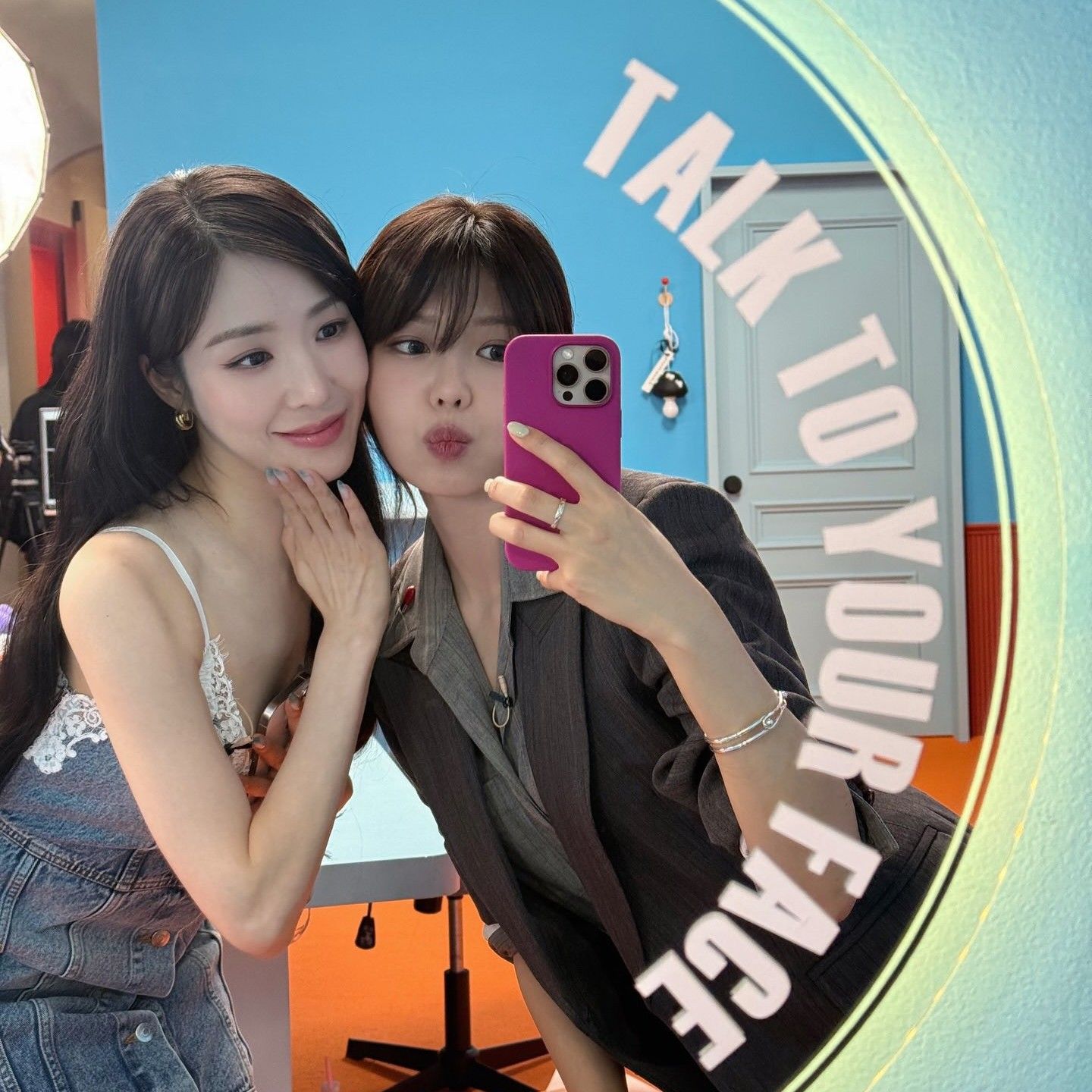 A moment captured by Tiffany Young (Girls' Generation)'s fan