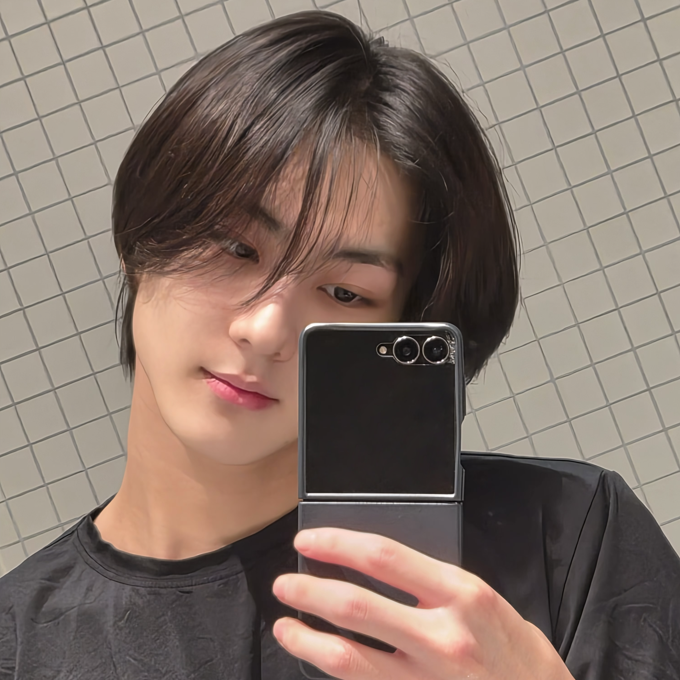 Latest photo of Jungwon (ENHYPEN)