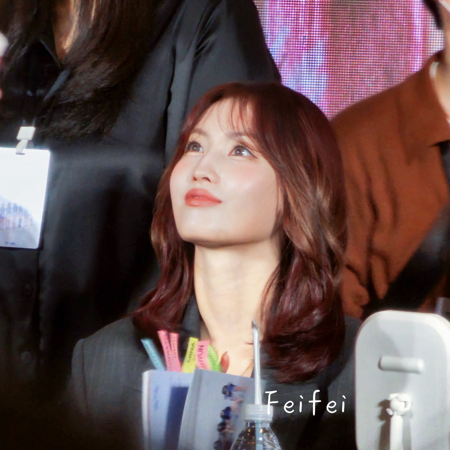 モモ (TWICE)の舞台裏ショット