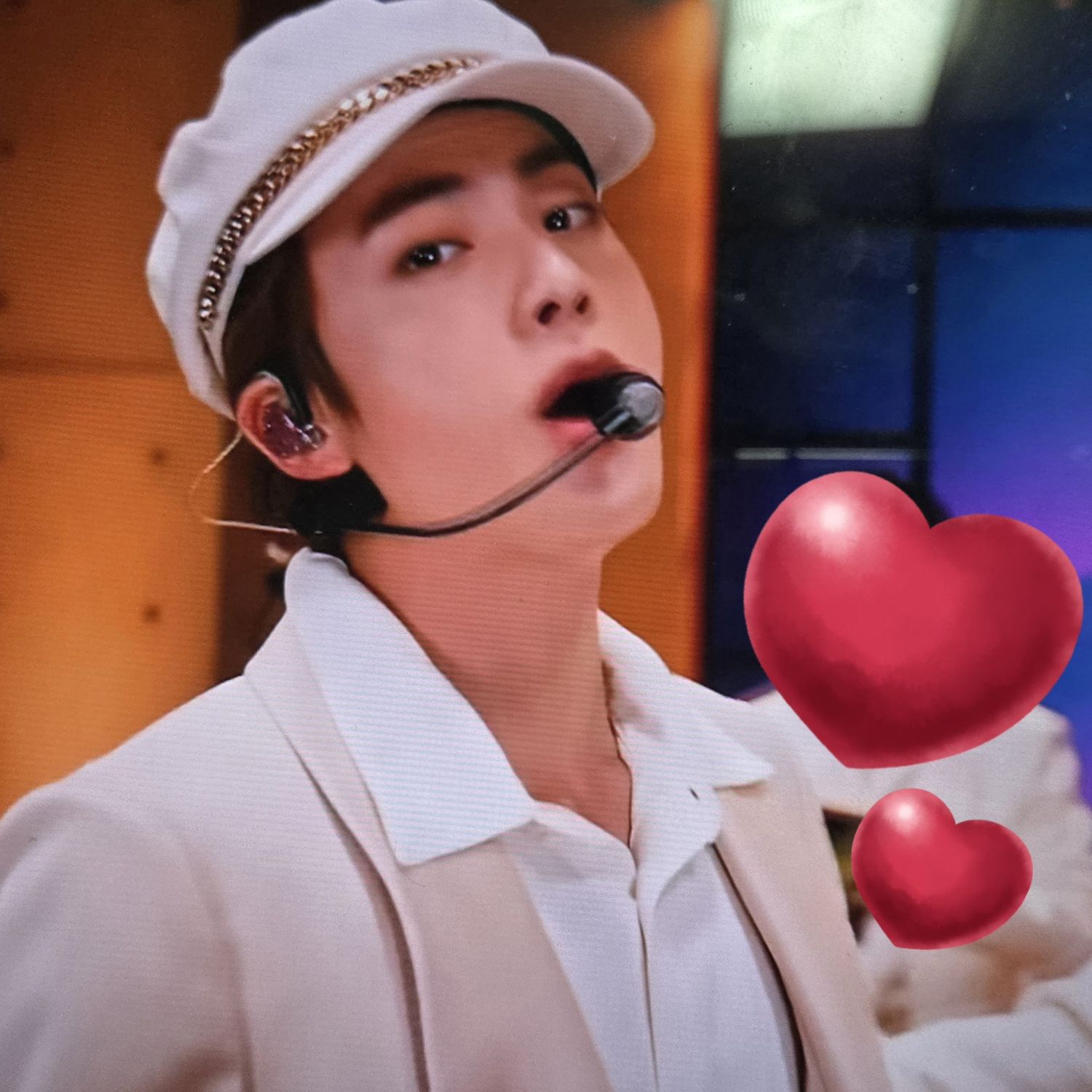 진 (방탄소년단)의 최신 사진