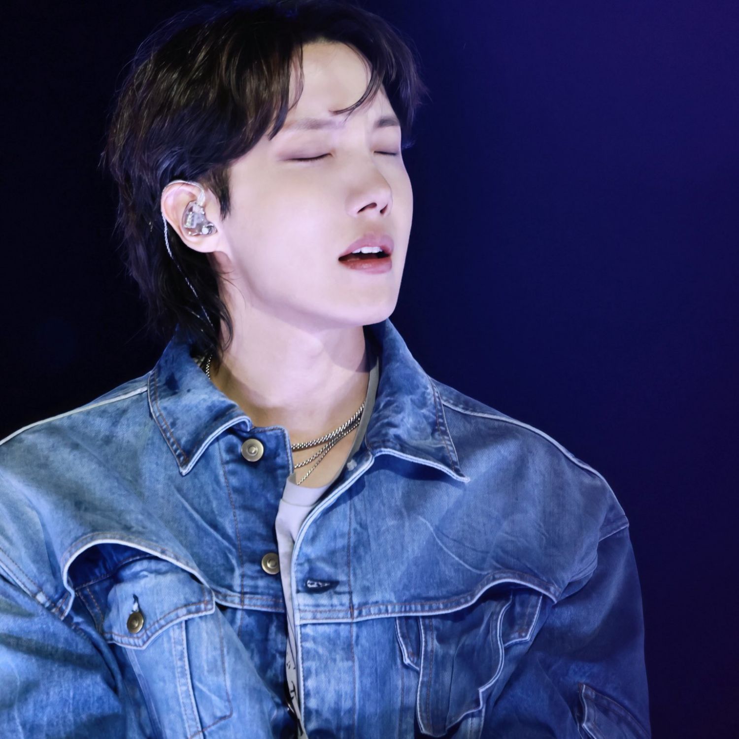 j-hope (BTS)の最近の活動写真