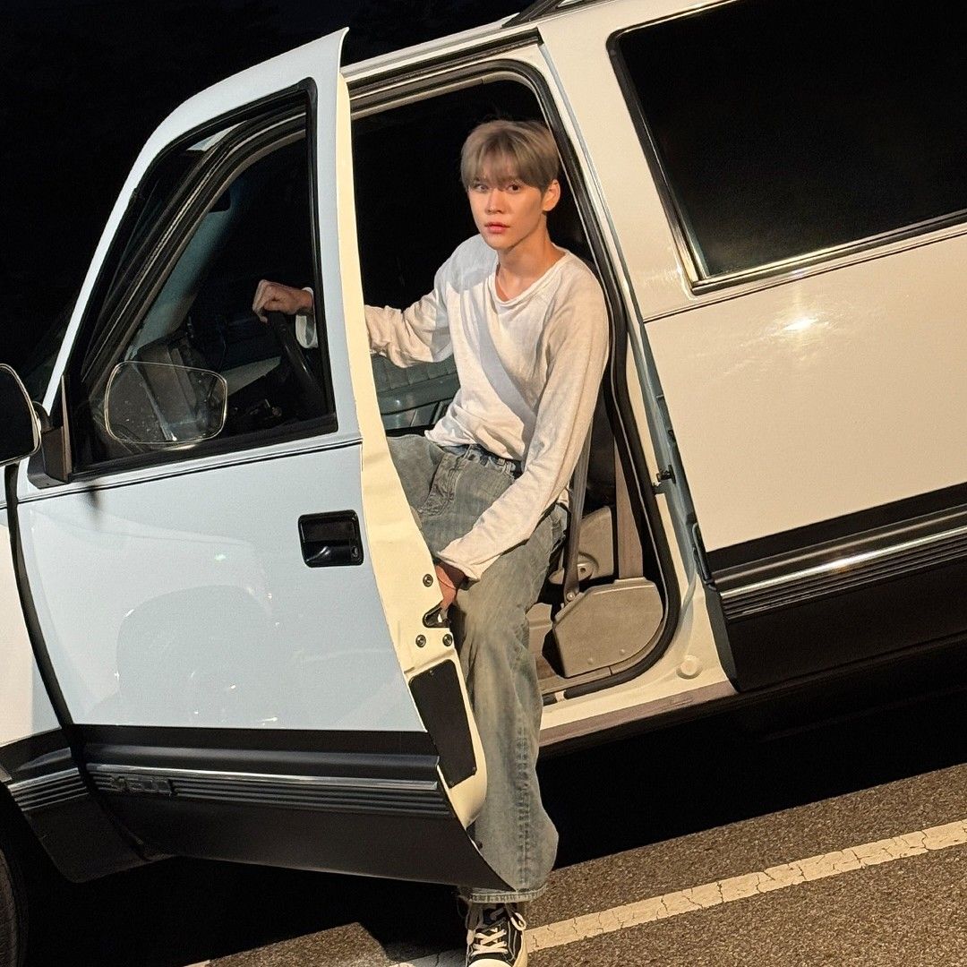 Recent activity shot of Eunseok (RIIZE)