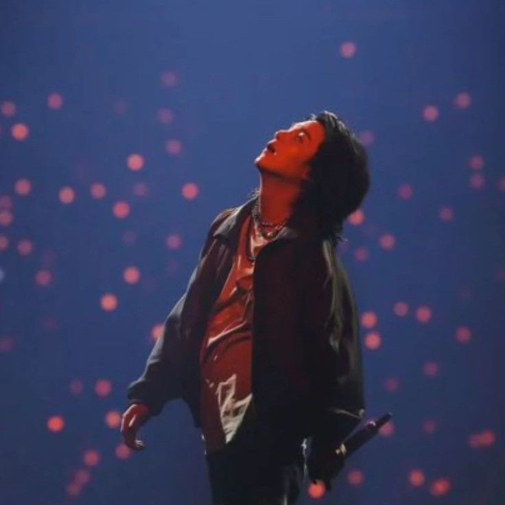 Latest photo of SUGA (BTS)