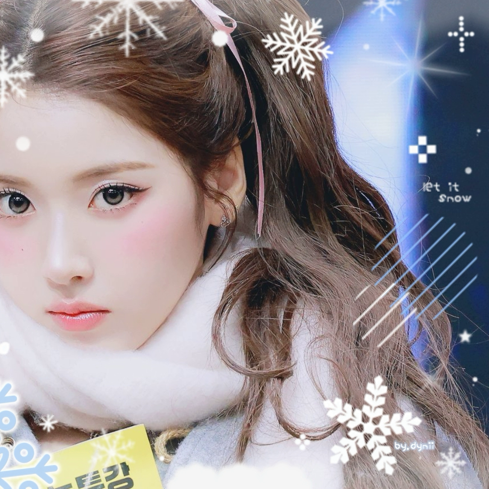 Behind-the-scenes cut of Jiwoo (NMIXX)