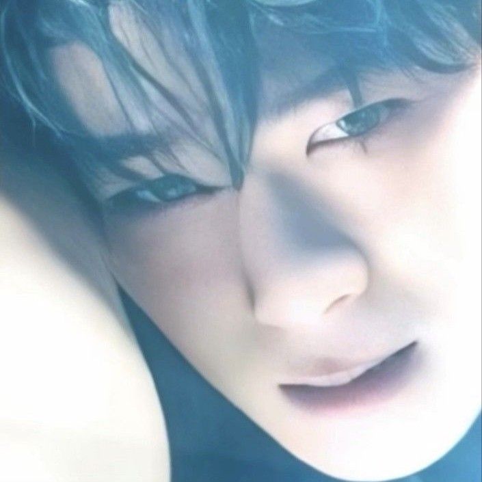 Latest photo of Moonbin (ASTRO)