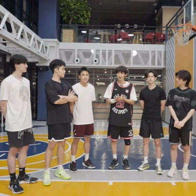チャンヨル (EXO)の最近の活動写真