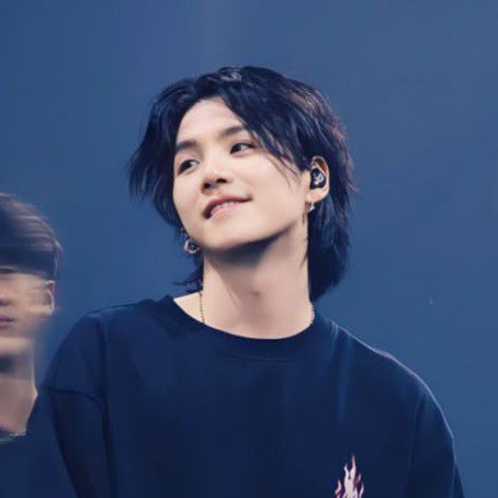 Behind-the-scenes cut of SUGA (BTS)