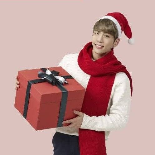 Latest photo of Jonghyun (SHINee)