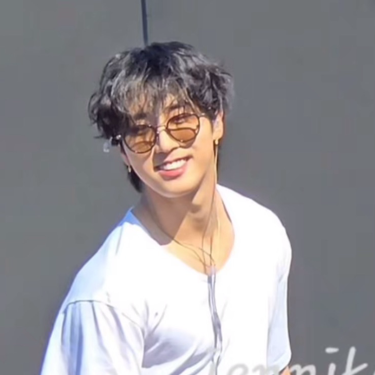 HAN (Stray Kids)的最新活動照片
