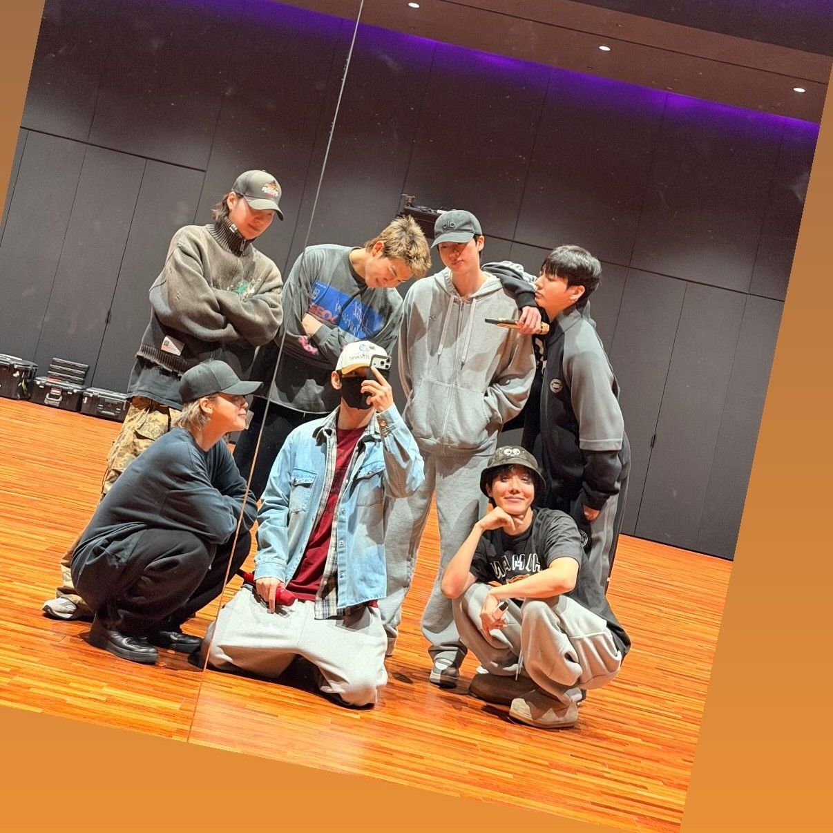 Behind-the-scenes cut of BTS