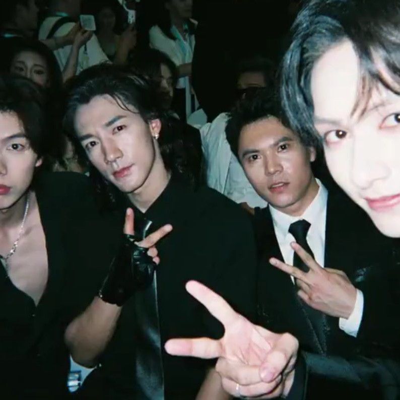 A moment captured by Jun (SEVENTEEN)'s fan