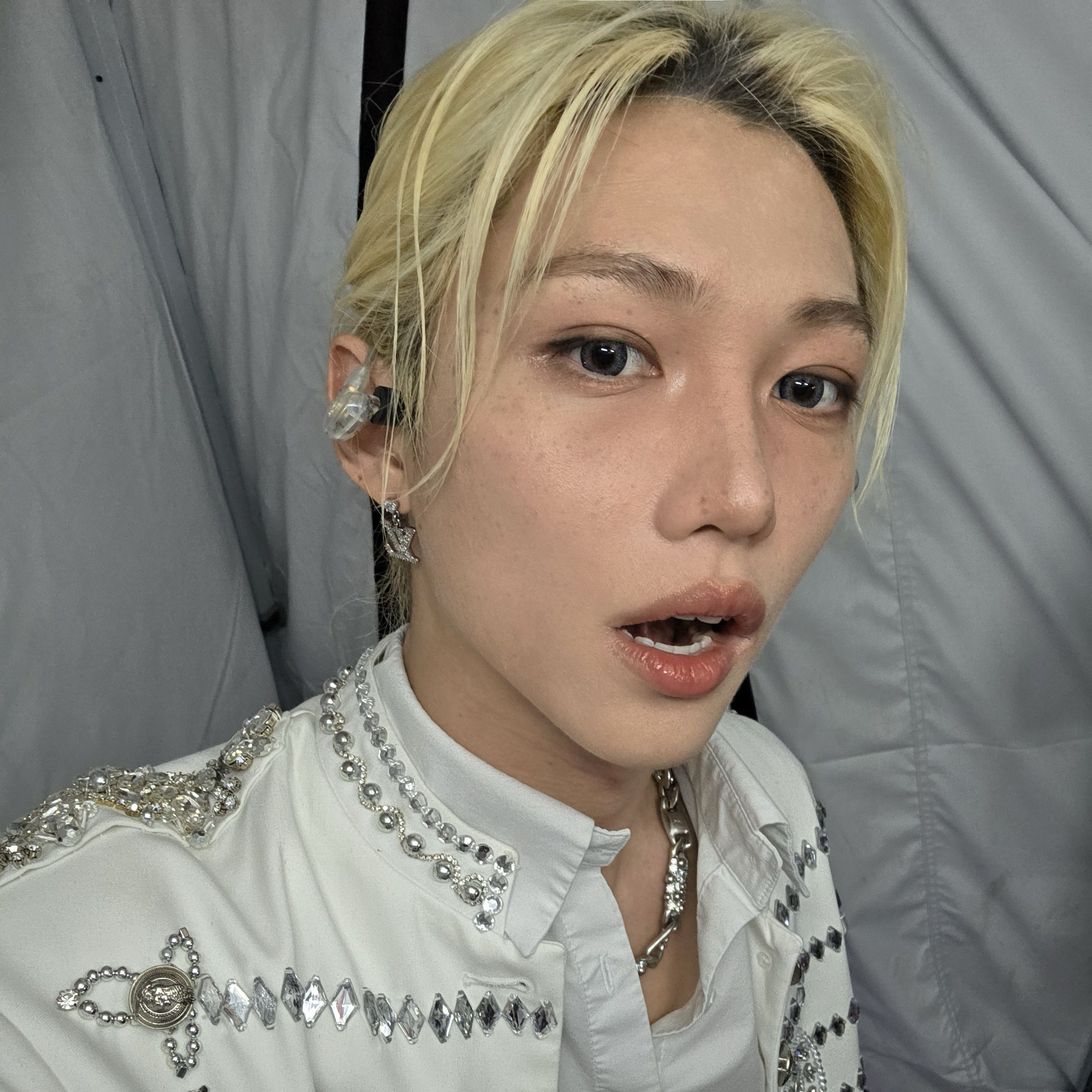Latest photo of Felix (Stray Kids)