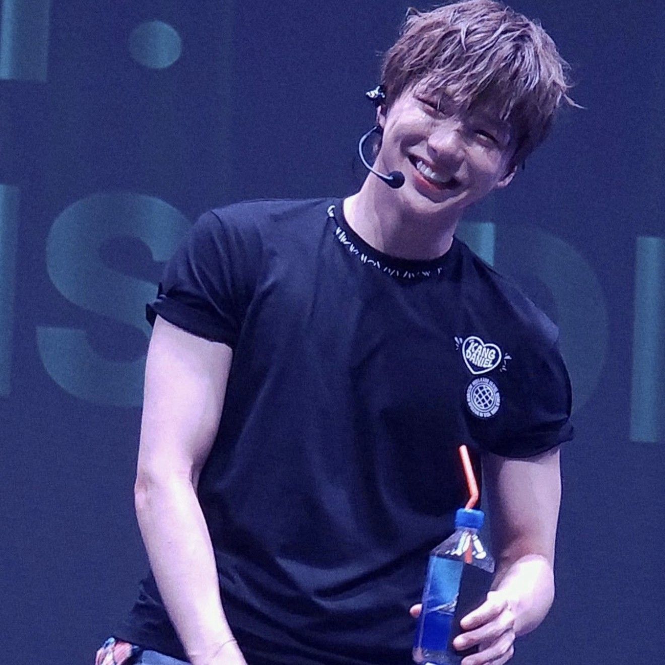 A moment captured by Kang Daniel's fan