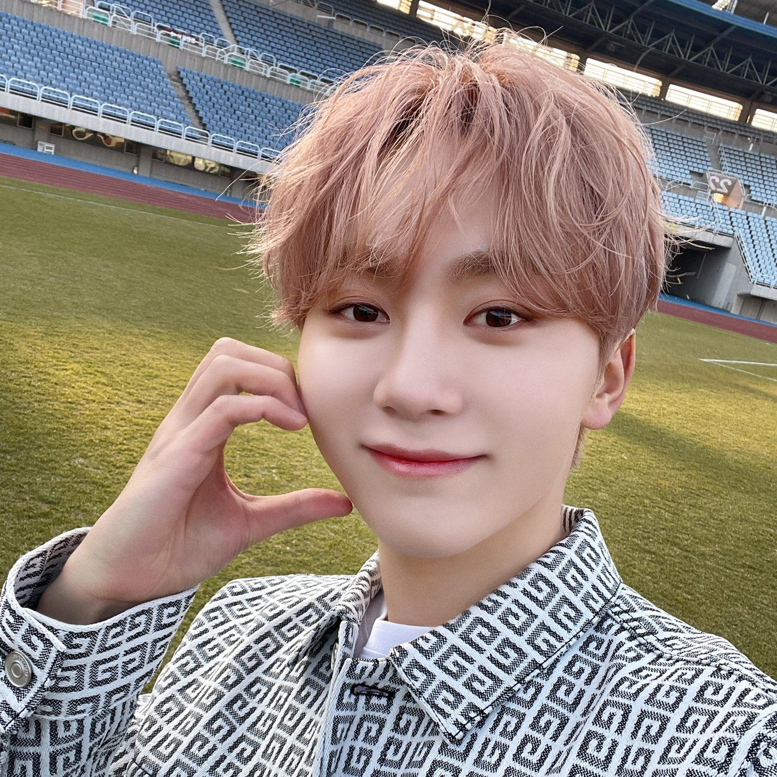 Behind-the-scenes cut of Seungkwan (SEVENTEEN)