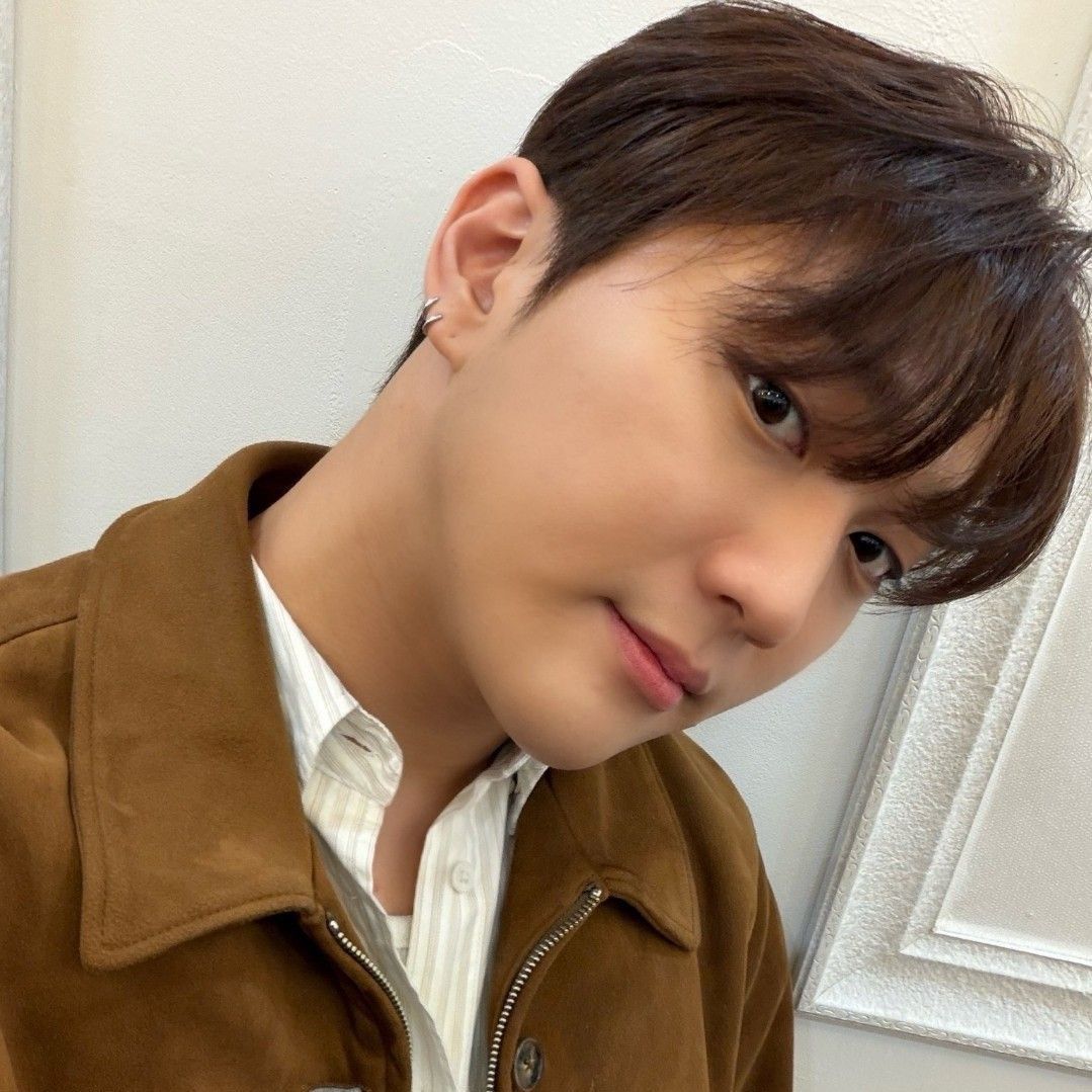 Recent activity shot of Hong Joochan (GoldenChild)