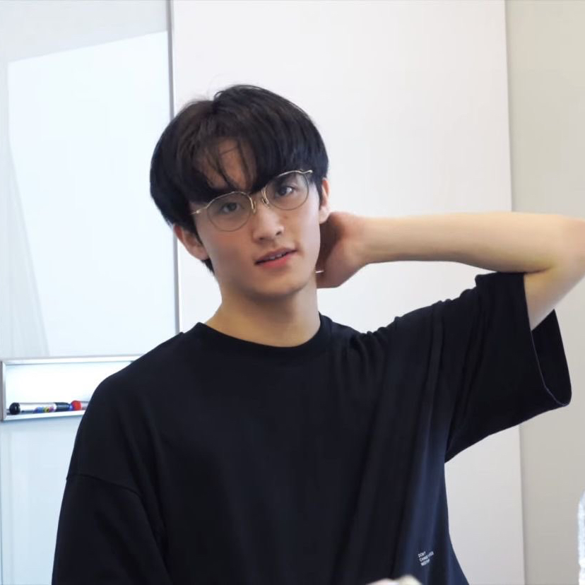 Momen yang diabadikan oleh penggemar Mark (NCT 127, NCT DREAM)