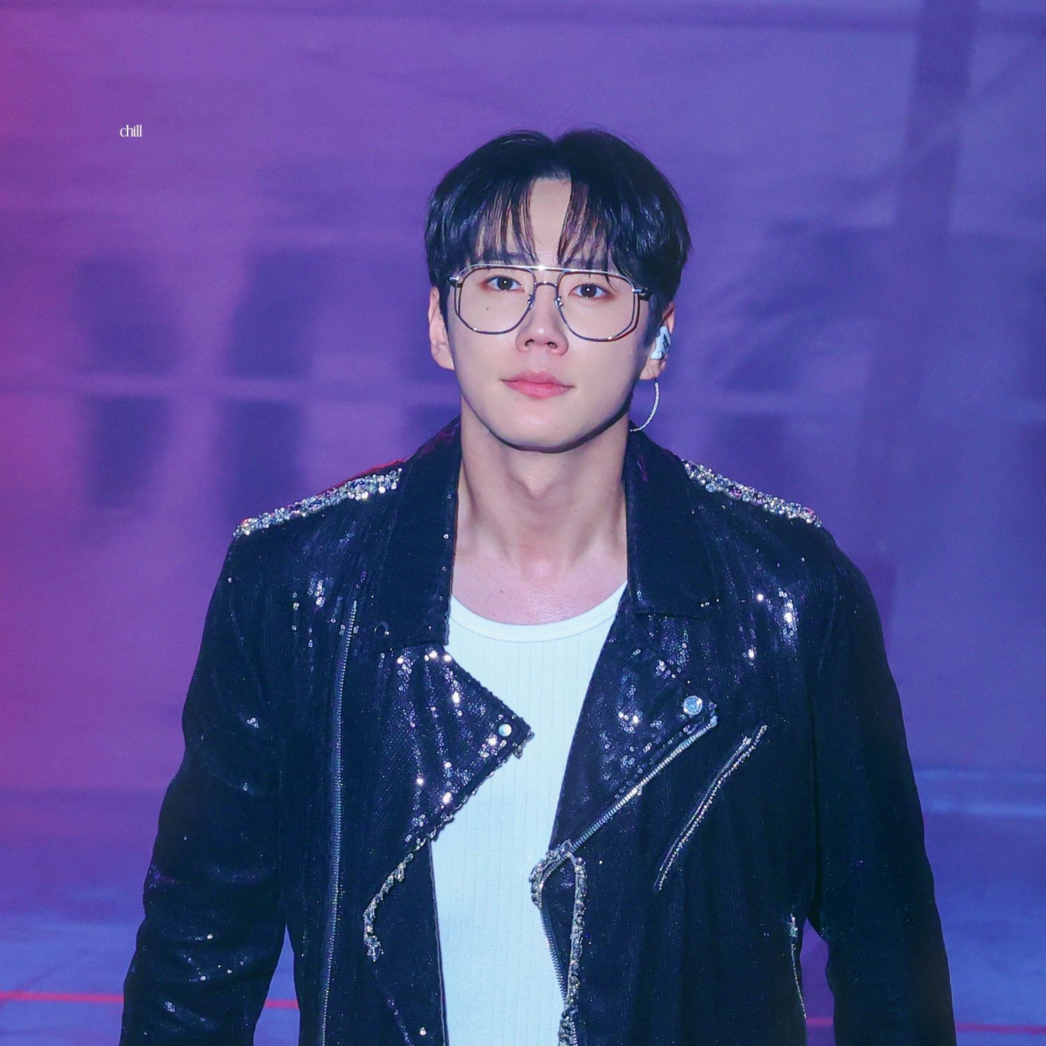 Behind-the-scenes cut of Lee Junyoung